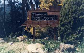 Hedge Creek Falls sign